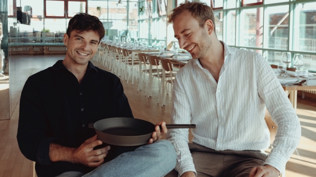 Stur will Designklassiker für die Küche schaffen - Filip Mierzwa und Simon-Köstler gründeten Stur im Jahr 2020 - Quelle: Stur